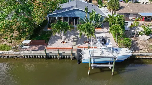 $938,000 | 6811 Georgia Avenue, Bradenton, FL 34207