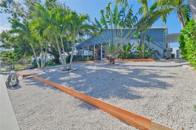 $938,000 | 6811 Georgia Avenue, Bradenton, FL 34207