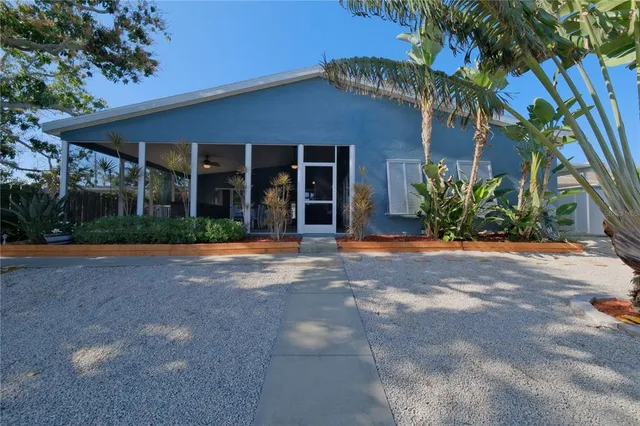 $938,000 | 6811 Georgia Avenue, Bradenton, FL 34207