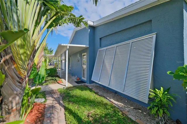 $938,000 | 6811 Georgia Avenue, Bradenton, FL 34207