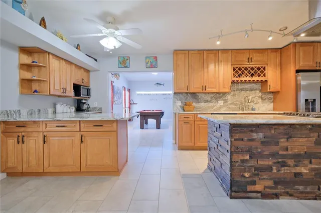 $938,000 | 6811 Georgia Avenue, Bradenton, FL 34207