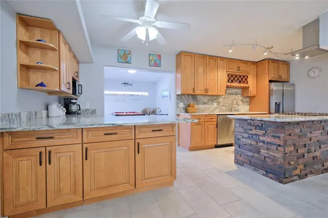 $938,000 | 6811 Georgia Avenue, Bradenton, FL 34207