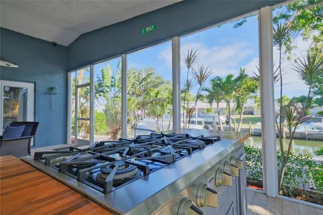 $938,000 | 6811 Georgia Avenue, Bradenton, FL 34207