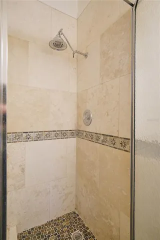 $938,000 | 6811 Georgia Avenue, Bradenton, FL 34207