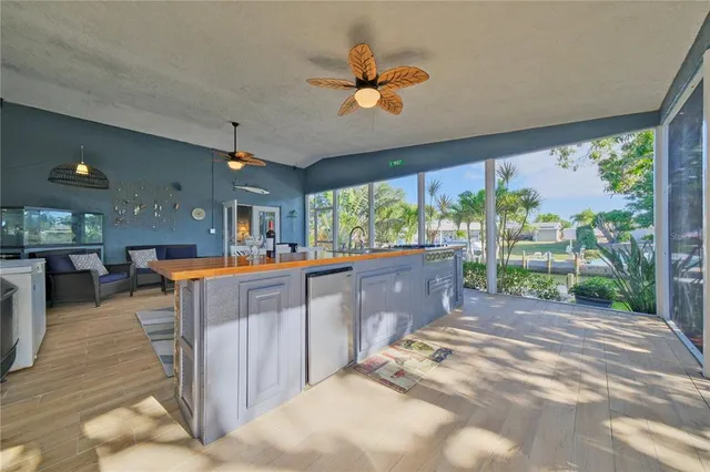 $938,000 | 6811 Georgia Avenue, Bradenton, FL 34207