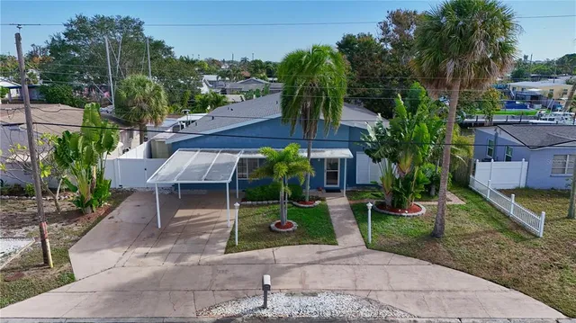 $938,000 | 6811 Georgia Avenue, Bradenton, FL 34207