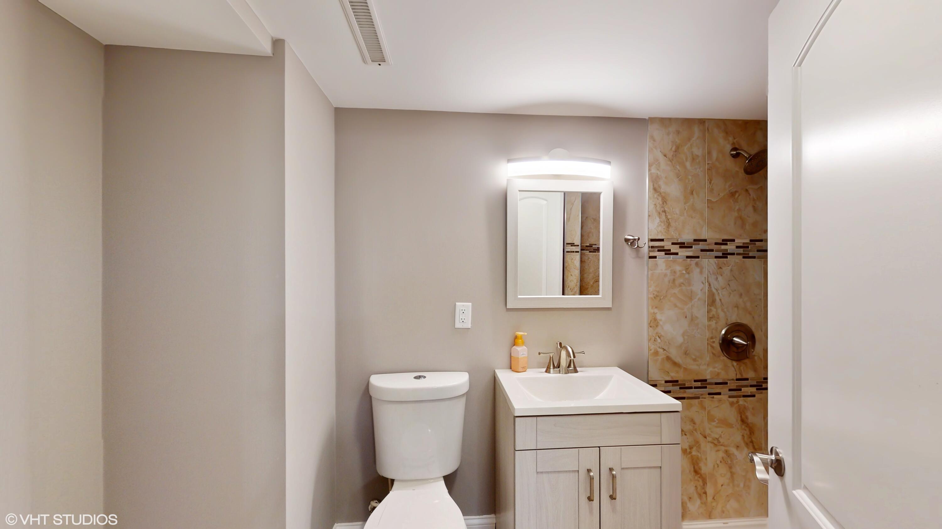 909 South Main Street Crown Point, IN 46307 - Photo 22 of 27 3000x1687