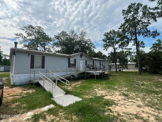 $300,000 | 4151-4155 Yorkshire Drive, Chipley, FL 32428