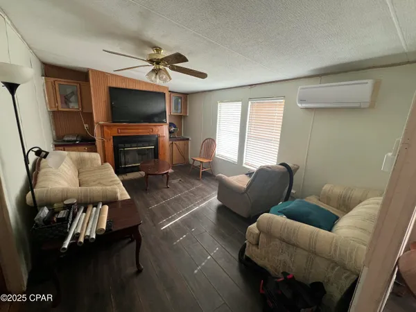 $300,000 | 4151-4155 Yorkshire Drive, Chipley, FL 32428