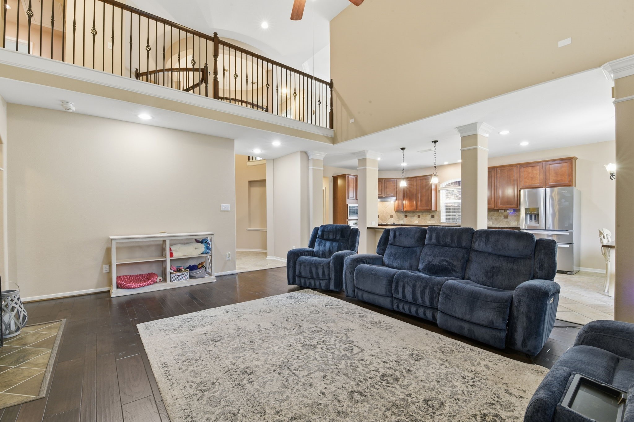 29019 Comal Karst Drive Spring, TX 77386 - Photo 19 of 50 a living room with furniture and a dining table
