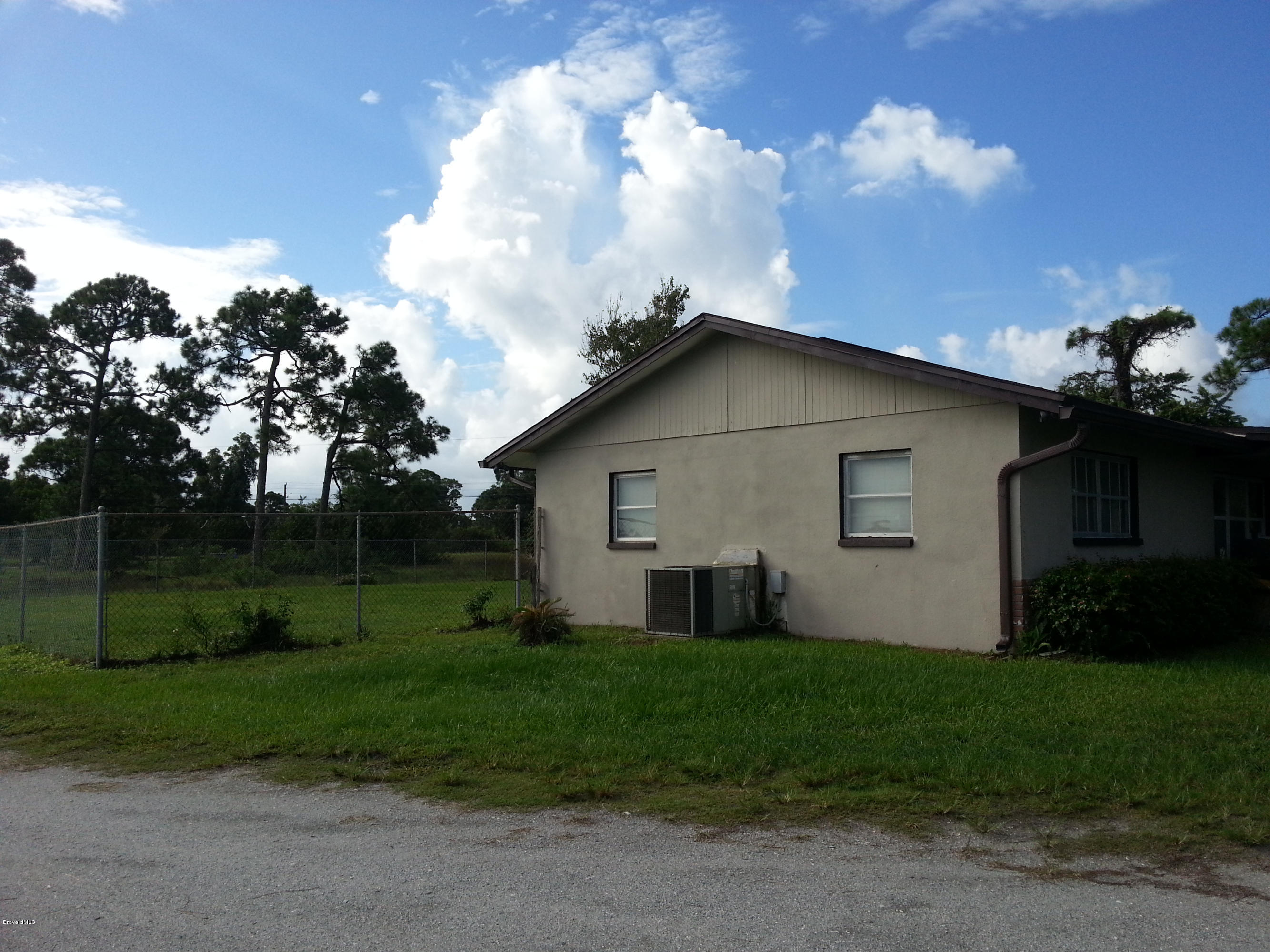 4100 Grant Road Grant, FL 32949 - Photo 17 of 21 Opposite Side View 4100 Grant Road
