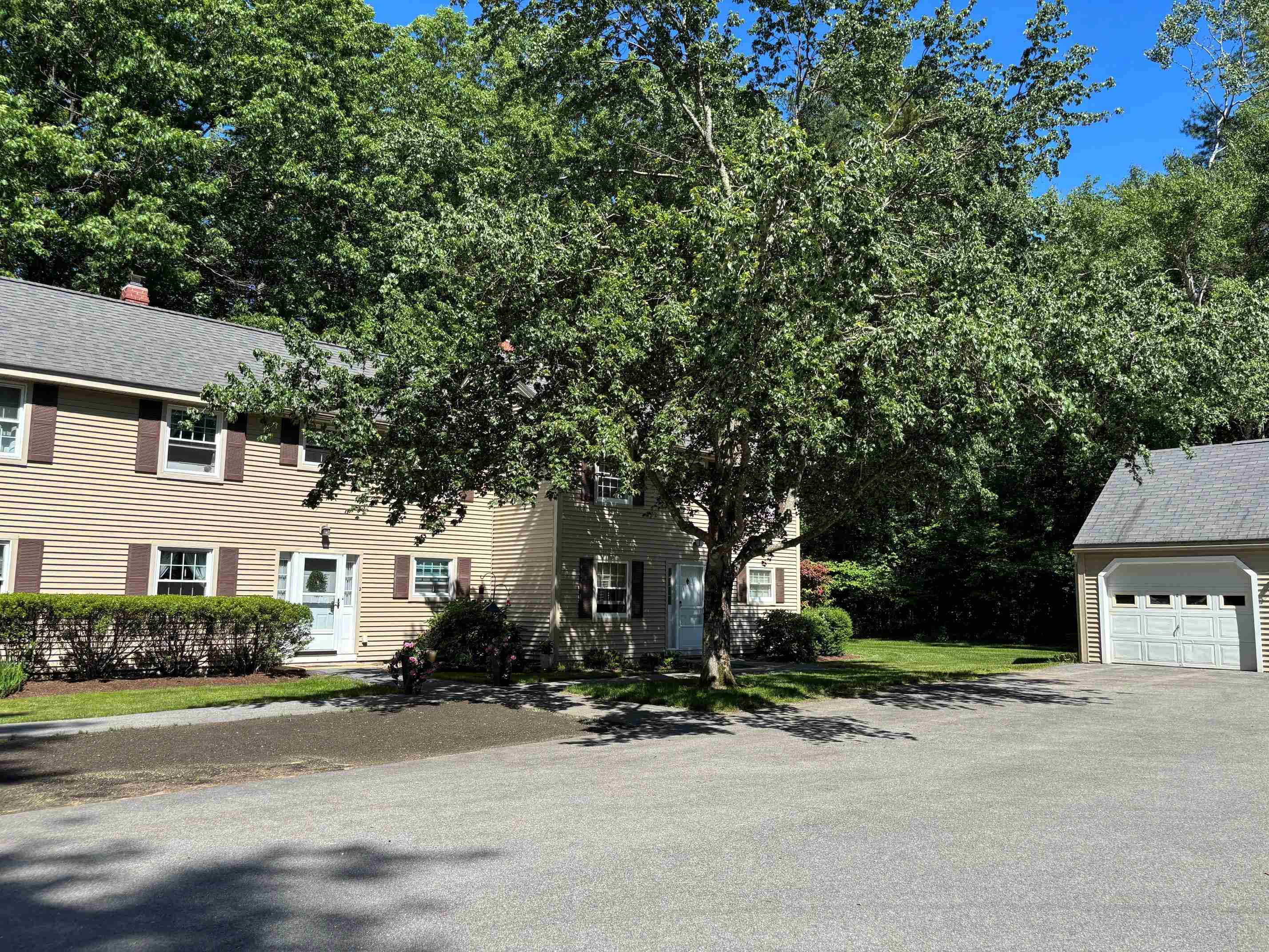 4 Wolfeboro Common, Unit 4 Wolfeboro, NH 03894 - Photo 3 of 17