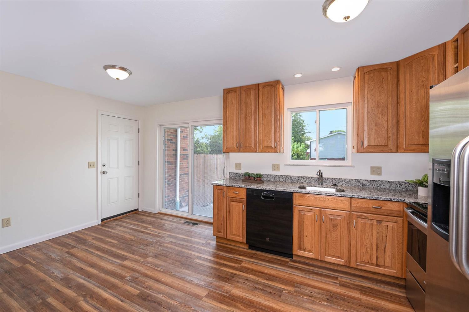 681 Waycross Road Forest Park, OH 45240 - Photo 6 of 18