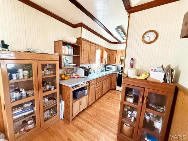 $185,000 | 310 West Spring Street, Staunton, IL 62088