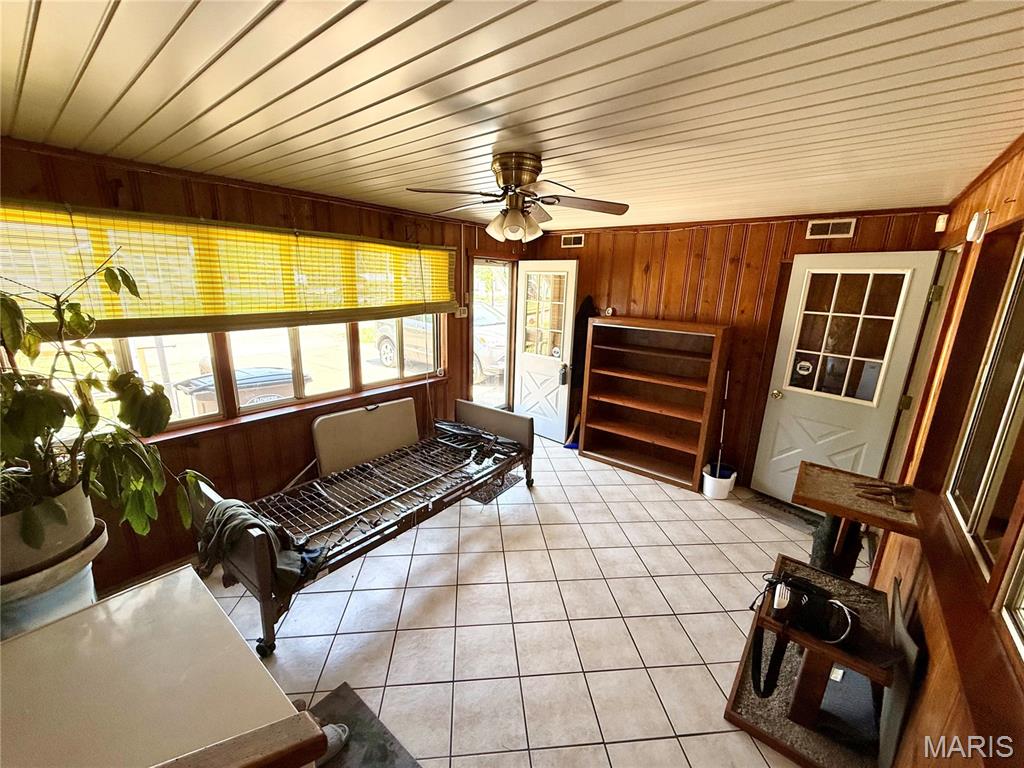 310 West Spring Street Staunton, IL 62088 - Photo 48 of 56