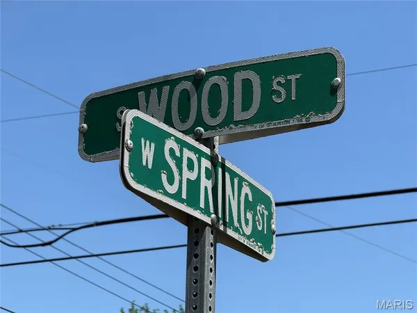 $185,000 | 310 West Spring Street, Staunton, IL 62088