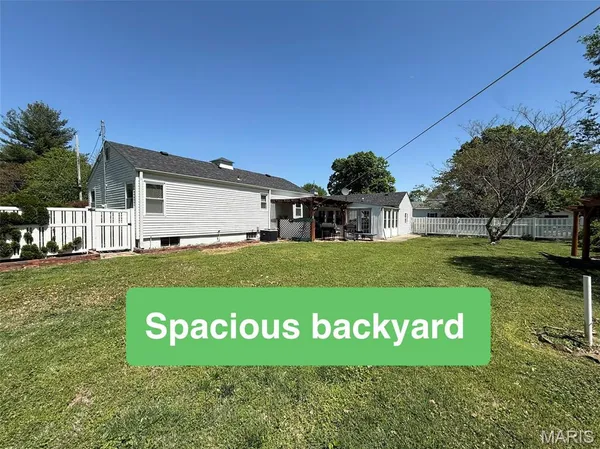 $185,000 | 310 West Spring Street, Staunton, IL 62088