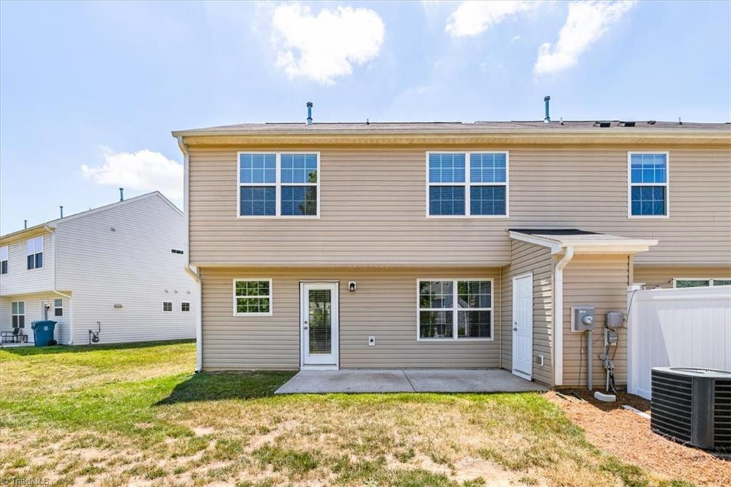 3887 Copperfield Court High Point, NC 27282 - Photo 41 of 44