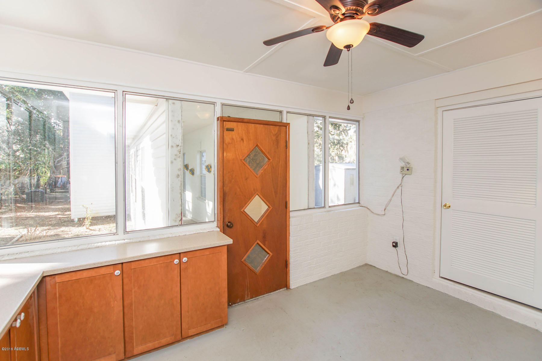 710 Ribaut Road Beaufort, SC 29902 - Photo 19 of 38 DSC05054-1