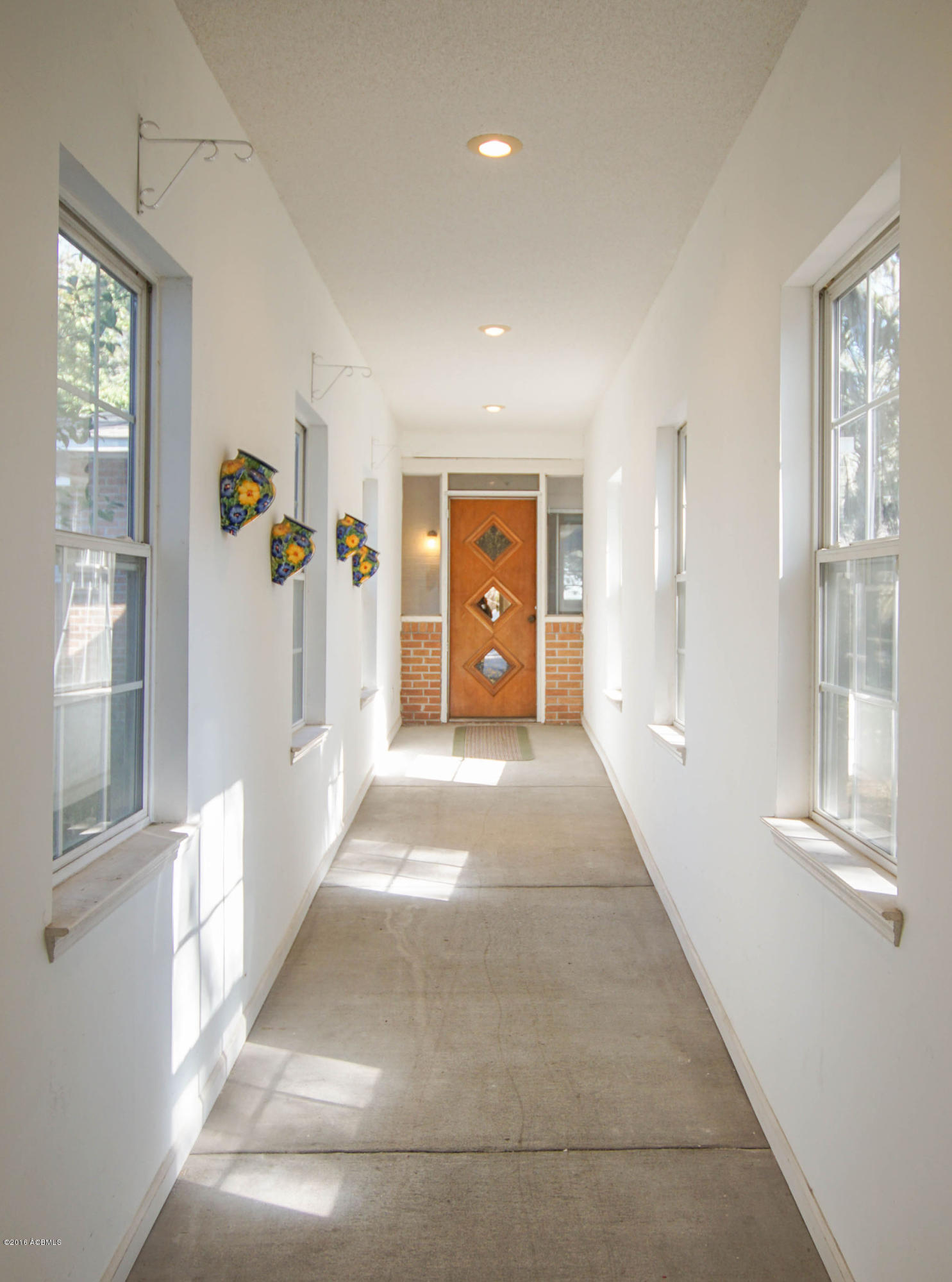 710 Ribaut Road Beaufort, SC 29902 - Photo 20 of 38 DSC05017-1