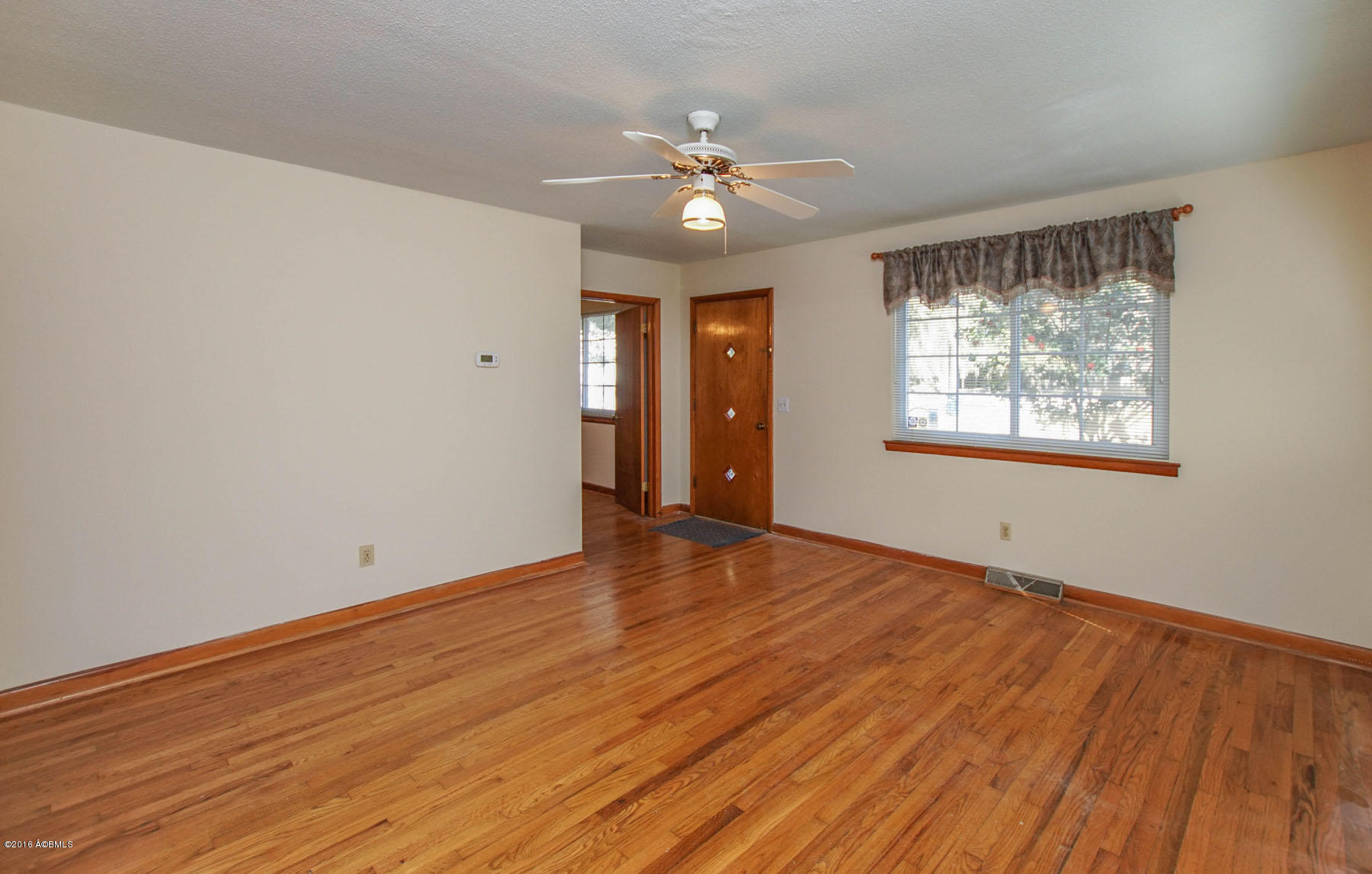 710 Ribaut Road Beaufort, SC 29902 - Photo 2 of 38 DSC05039-1