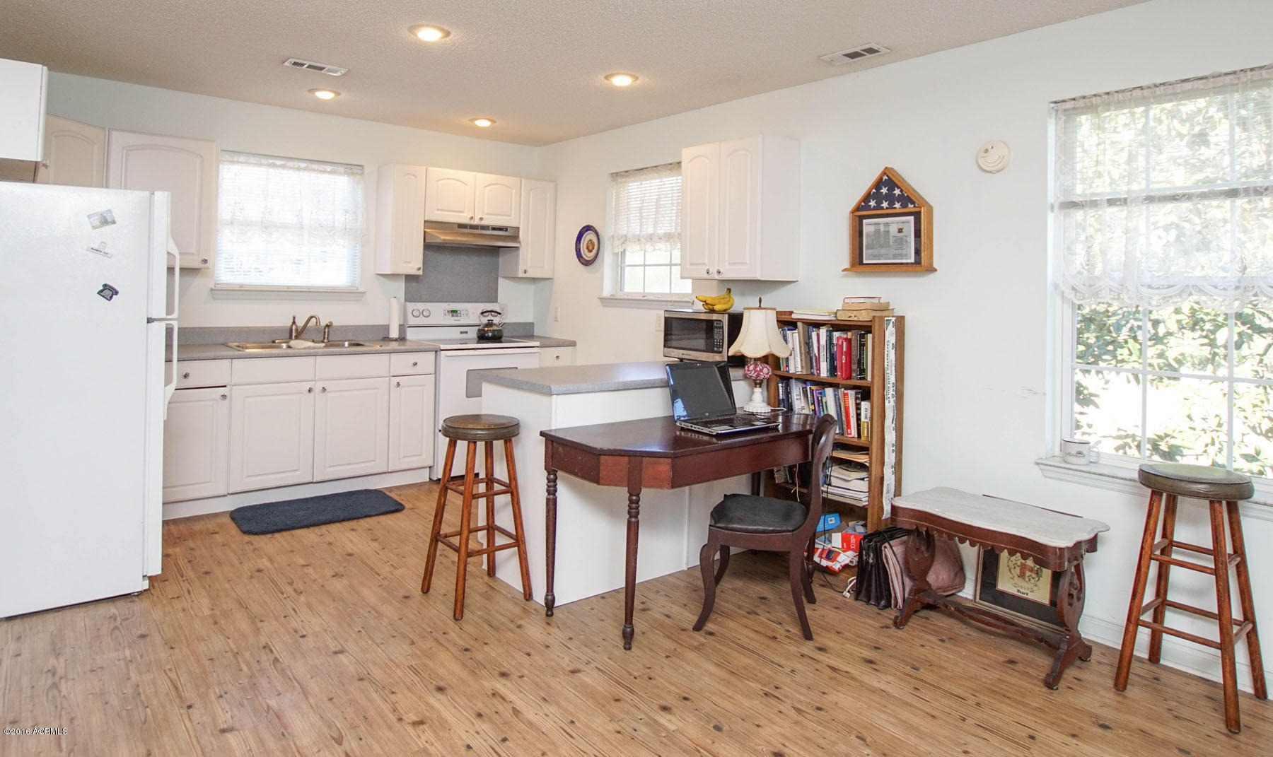 710 Ribaut Road Beaufort, SC 29902 - Photo 24 of 38 DSC05005-1