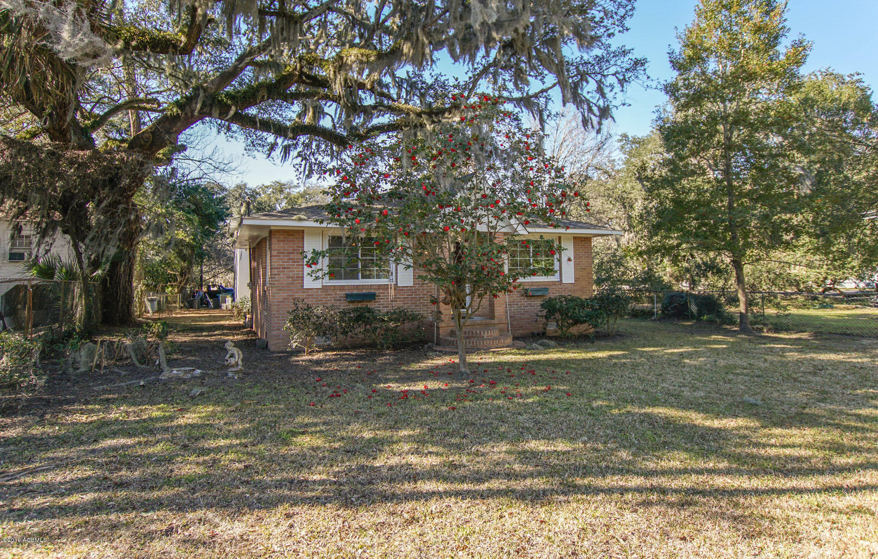 710 Ribaut Road Beaufort, SC 29902 - Photo 37 of 38 DSC05025-1