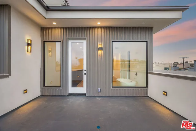 $9,995 | 1649 Selby Avenue, Los Angeles, CA 90024