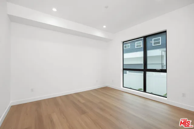 $9,995 | 1649 Selby Avenue, Los Angeles, CA 90024