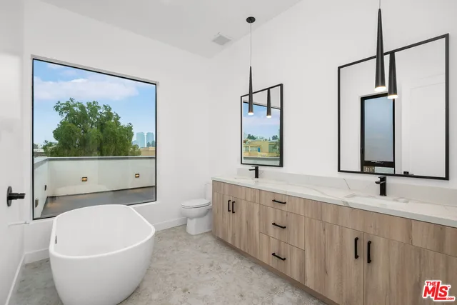 $9,995 | 1649 Selby Avenue, Los Angeles, CA 90024