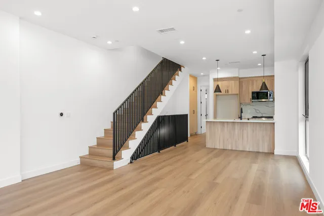 $9,995 | 1649 Selby Avenue, Los Angeles, CA 90024