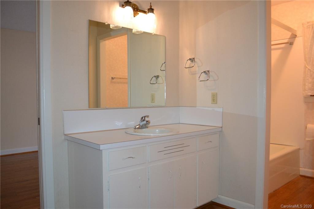 3061 Piedmont Road Morganton, NC 28655 - Photo 14 of 24 Gallery Image 14