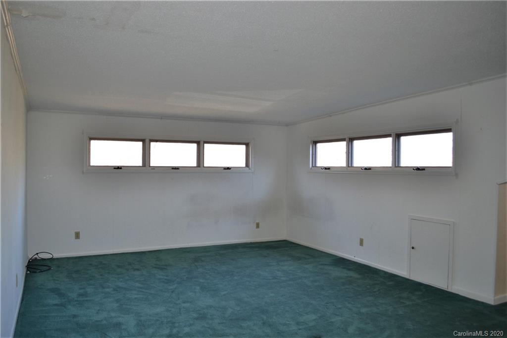3061 Piedmont Road Morganton, NC 28655 - Photo 18 of 24 Gallery Image 18