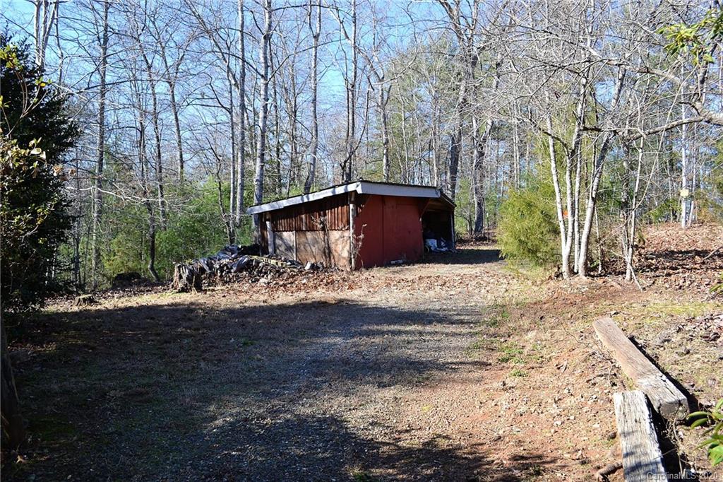 3061 Piedmont Road Morganton, NC 28655 - Photo 3 of 24 Gallery Image 3