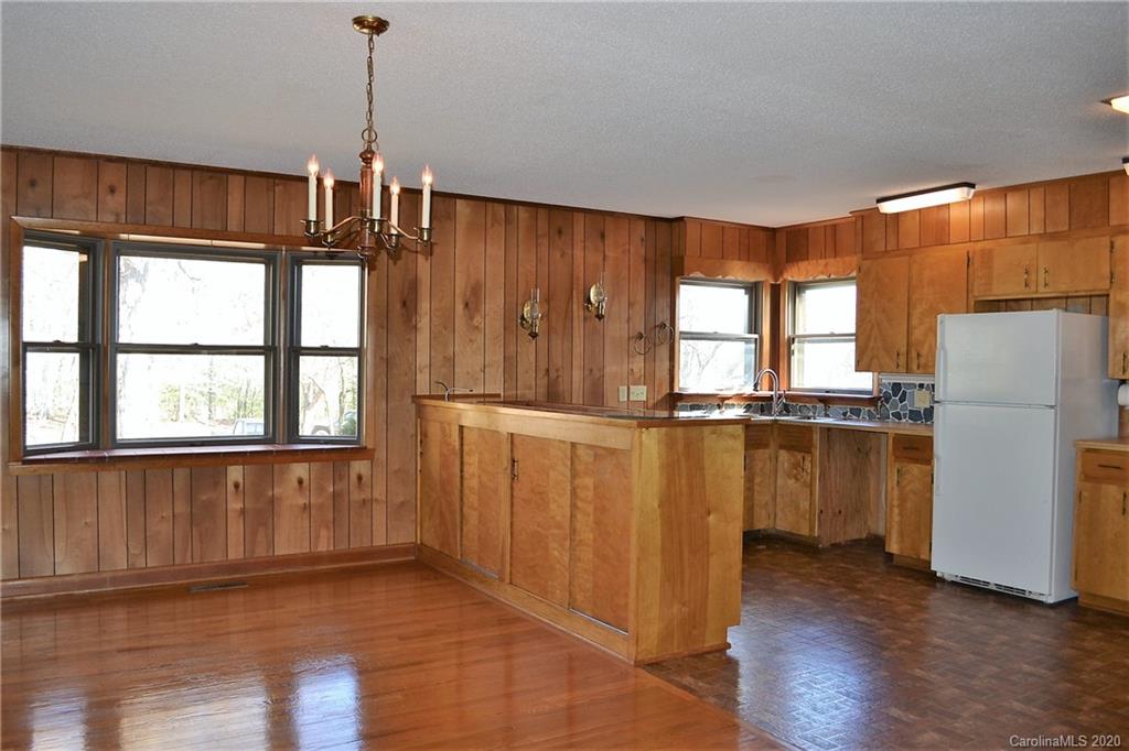 3061 Piedmont Road Morganton, NC 28655 - Photo 8 of 24 Gallery Image 8