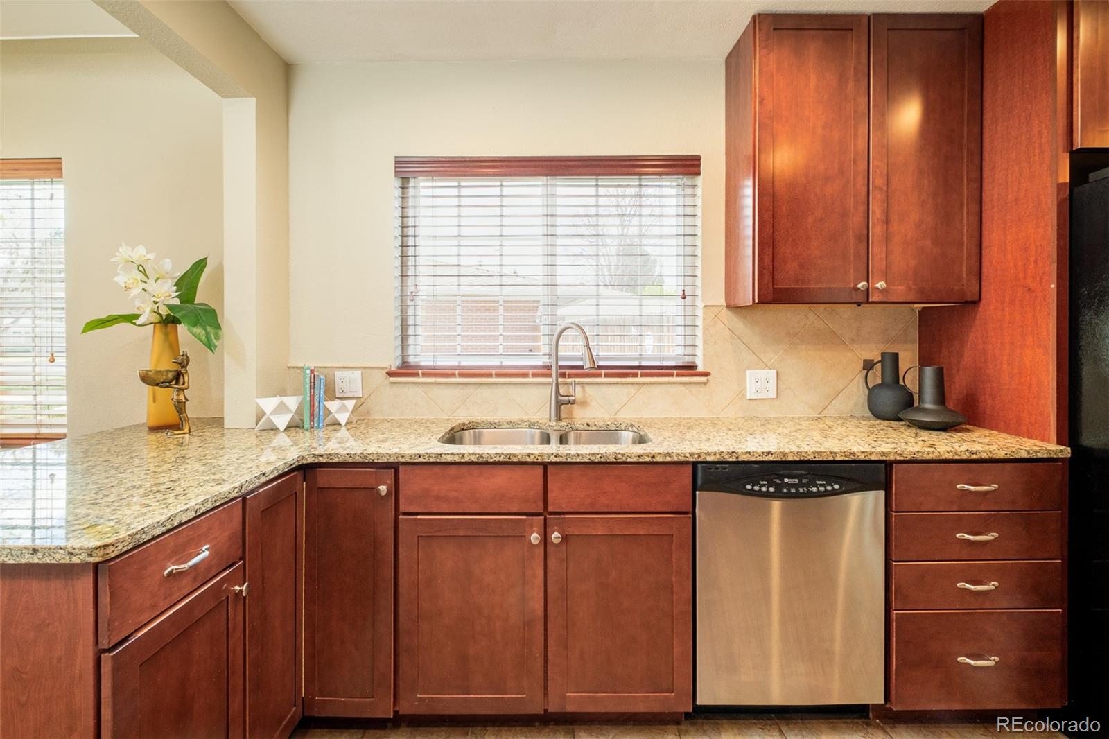 2432 South Kearney Street Denver, CO 80222 - Photo 14 of 37