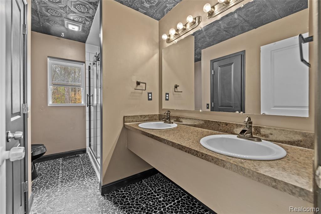 6152 North Gale Road Davison, MI 48423 - Photo 19 of 38 Gallery Image 19