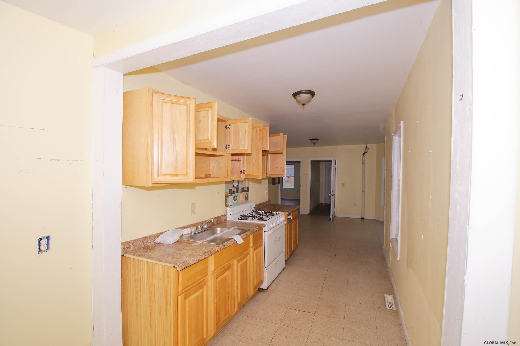 1616 Rugby Road Schenectady, NY 12309 - Photo 6 of 54 Photo 6