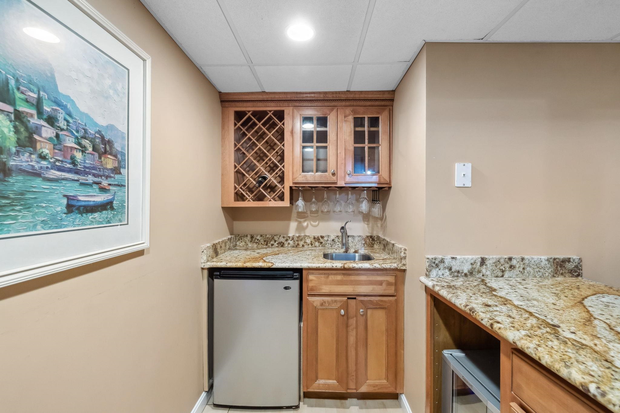 49 Searles Road Windham, NH 03087 - Photo 39 of 60