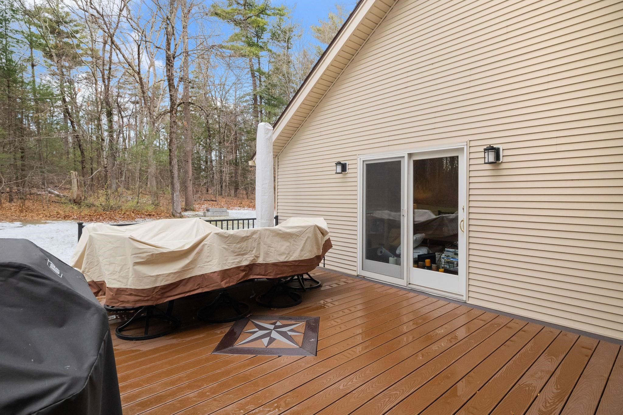 49 Searles Road Windham, NH 03087 - Photo 45 of 60