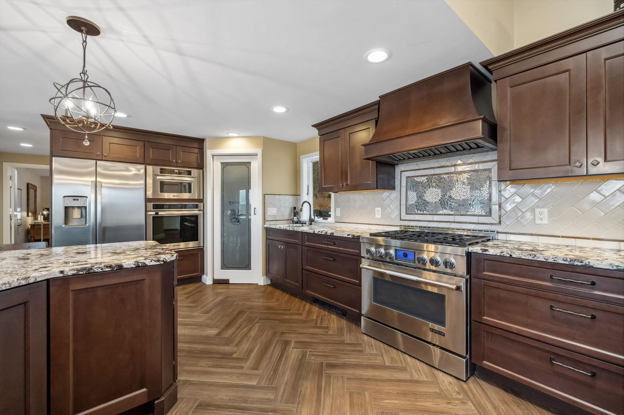 49 Searles Road Windham, NH 03087 - Photo 46 of 60