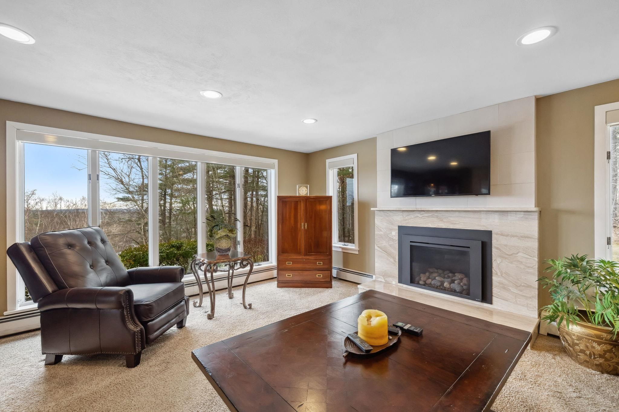 49 Searles Road Windham, NH 03087 - Photo 6 of 60