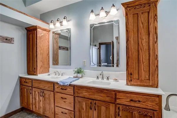 $750,000 | 1171 Northwest 250th Road, Holden, MO 64040