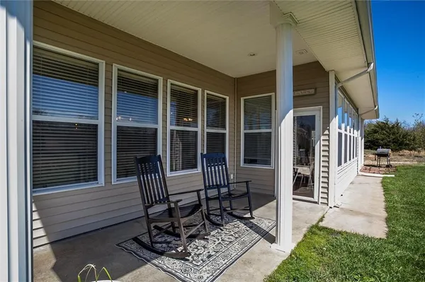 $750,000 | 1171 Northwest 250th Road, Holden, MO 64040