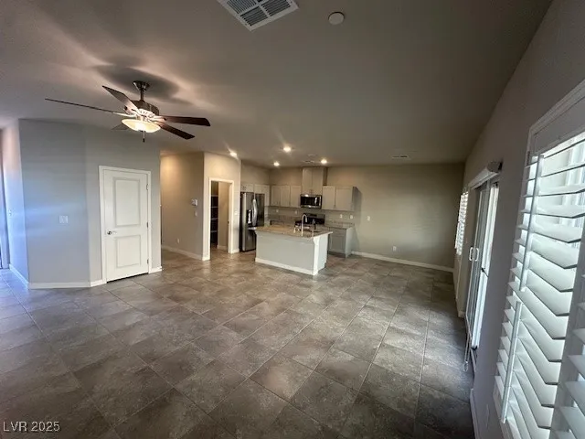 $2,345 | 10962 Bristol Park Avenue, Las Vegas, NV 89166