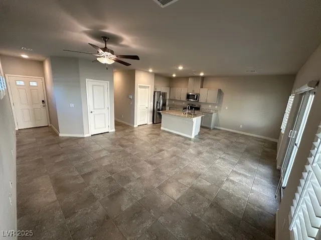 $2,345 | 10962 Bristol Park Avenue, Las Vegas, NV 89166
