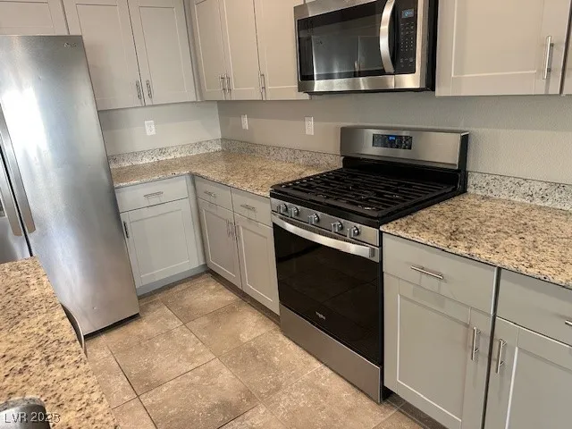 $2,345 | 10962 Bristol Park Avenue, Las Vegas, NV 89166