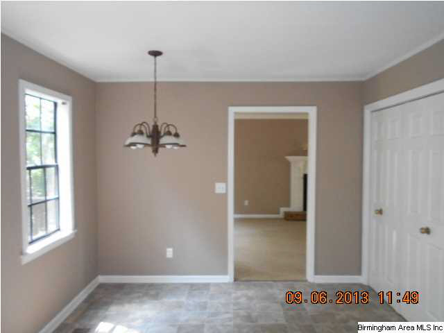 2020 Diane Lane Alabaster, AL 35007 - Photo 6 of 10