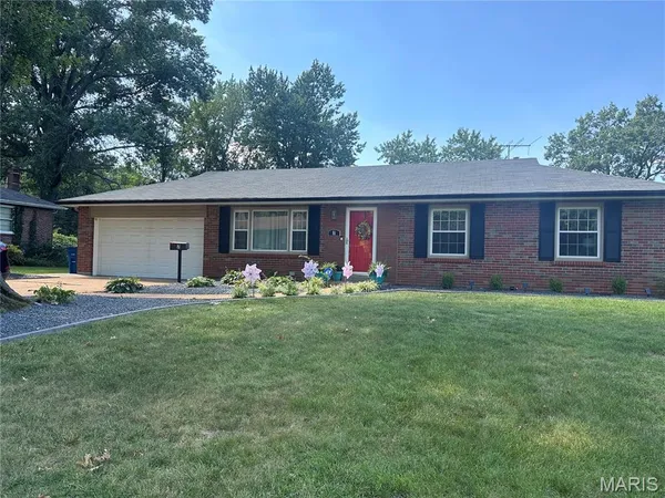 $192,500 | 7 Bromley Drive, Ferguson, MO 63135