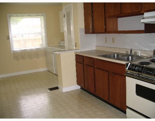 1902 Westgate Road Springfield, OH 45504 - Photo 4 of 8